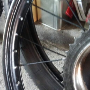 ČZ 125 T z roku 1948 - Rozplétání kol 5 ČZ 125 T z roku 1948 - Rozplétání kol 5