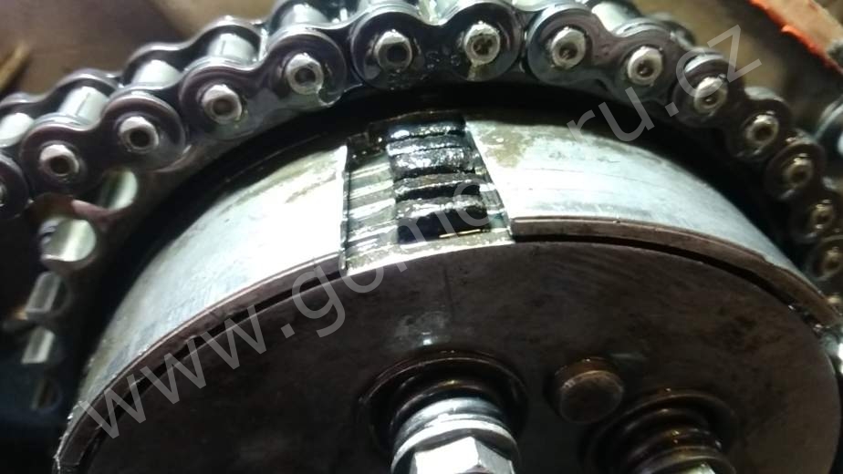 ČZ 125 T z roku 1948 - Oprava spojky, nové lamely 1 ČZ 125 T z roku 1948 - Oprava spojky, nové lamely 1