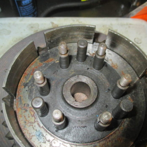 ČZ 125 T z roku 1948 - Spojkový koš 21 ČZ 125 T z roku 1948 - Spojkový koš 21