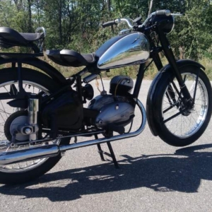 ČZ 150 C z roku 1951 - První projížďka 157 ČZ 150 C z roku 1951 - První projížďka 157