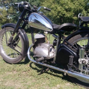 ČZ 150 C z roku 1951 - První projížďka 162 ČZ 150 C z roku 1951 - První projížďka 162