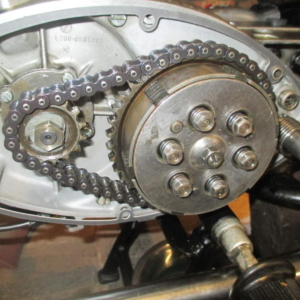 ČZ 125 T z roku 1948 - Skládání spojky 45 ČZ 125 T z roku 1948 - Skládání spojky 45