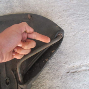 ČZ 150 C z roku 1951 - Výměna gumového potahu sedla 62 ČZ 150 C z roku 1951 - Výměna gumového potahu sedla 62