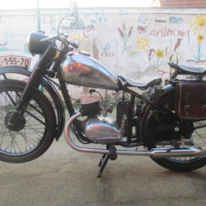 ČZ 125 T z roku 1948 – Kožené brašny 4