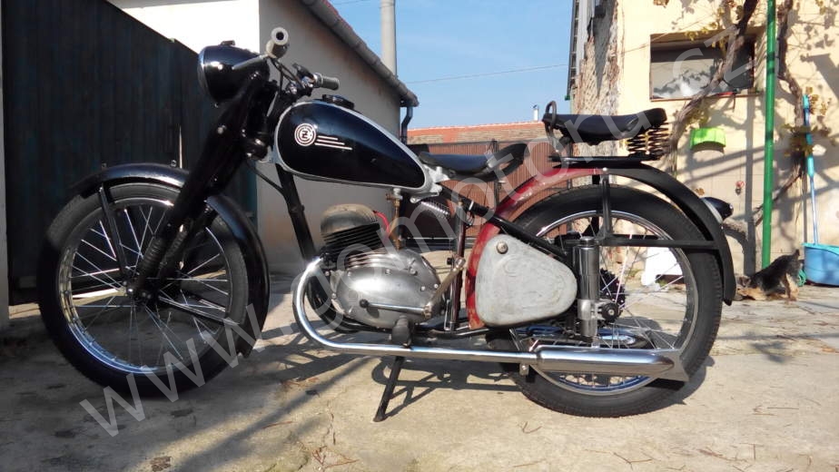 ČZ 150 C z roku 1951 - První jízda 18 ČZ 150 C z roku 1951 - První jízda 18