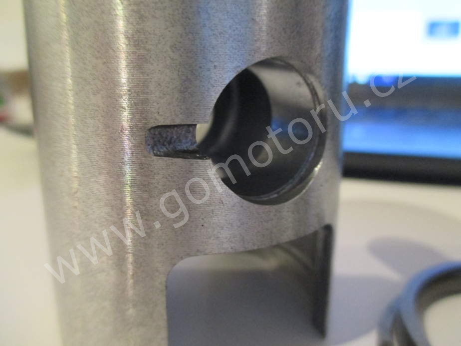 ČZ 125 typ 453 z roku 1961 – Válec po výbrusu 34 ČZ 125 typ 453 z roku 1961 – Válec po výbrusu 34