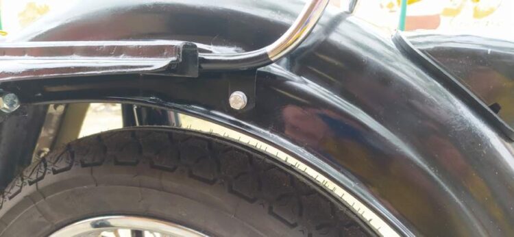 ČZ 250 typ 455 z roku 1961 – Oprava plechařiny 2