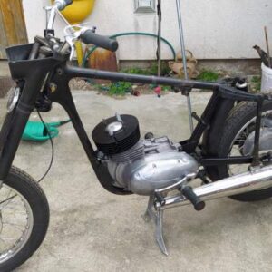 ČZ 250 typ 455 z roku 1961 – Skládání motoru 14