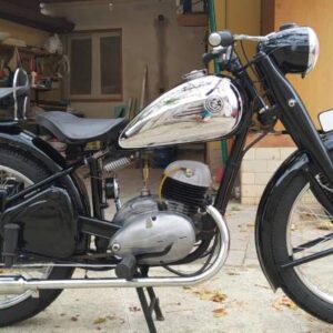 ČZ 150 C z roku 1951 – Madlo spolujezdce 5