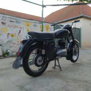 ČZ 250 typ 455 z roku 1961 – Skládání 12