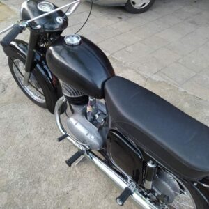 ČZ 250 typ 455 z roku 1961 – Skládání 17