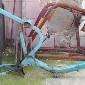 Jawa 50 typ 555 z roku 1959 – Vrácení původní barvy 100 Jawa 50 typ 555 z roku 1959 – Vrácení původní barvy 100