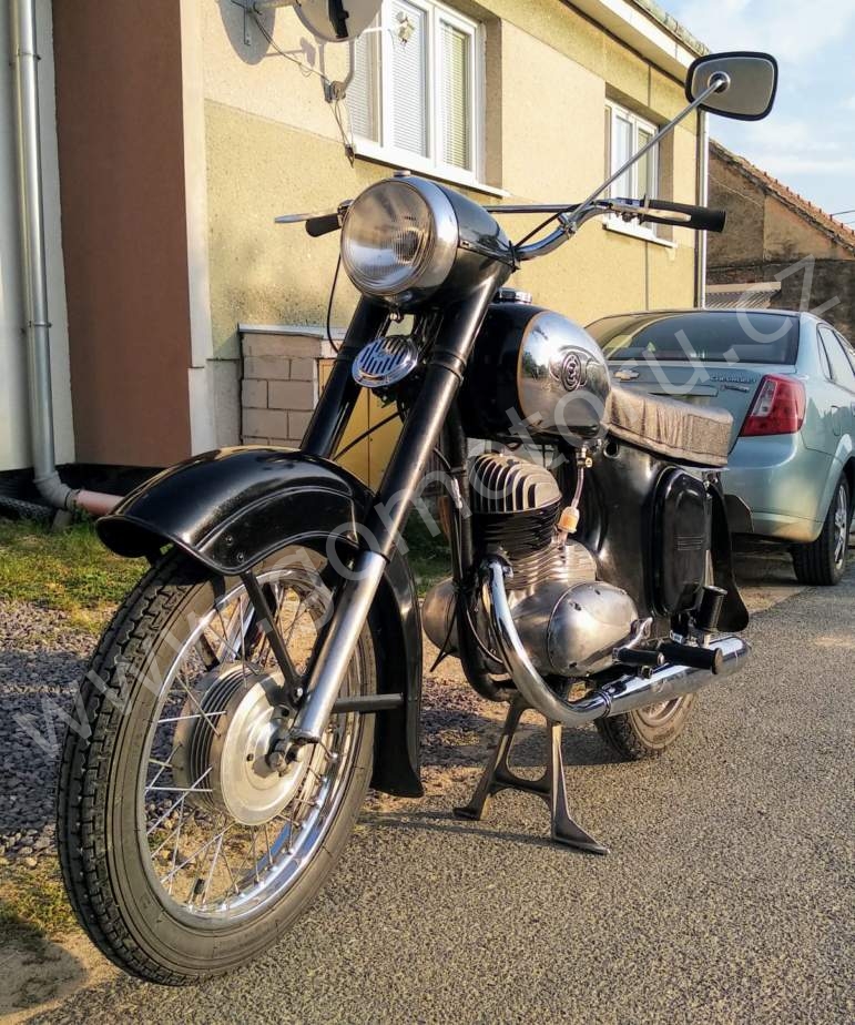 ČZ 250 typ 455 z roku 1961 - Nová nádrž 1 ČZ 250 typ 455 z roku 1961 - Nová nádrž 1