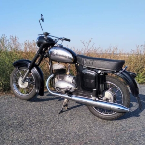 ČZ 250 typ 455 z roku 1961 - Nová nádrž 10 ČZ 250 typ 455 z roku 1961 - Nová nádrž 10
