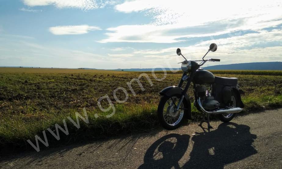 ČZ 250 typ 455 z roku 1961 - První projížďka 185 ČZ 250 typ 455 z roku 1961 - První projížďka 185