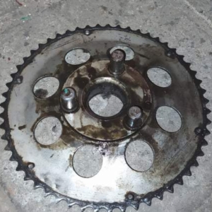 Jawa 50 typ 555 z roku 1959 - Oprava rozety 132 Jawa 50 typ 555 z roku 1959 - Oprava rozety 132