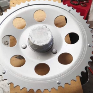 Jawa 50 typ 555 z roku 1959 - Oprava rozety 137 Jawa 50 typ 555 z roku 1959 - Oprava rozety 137