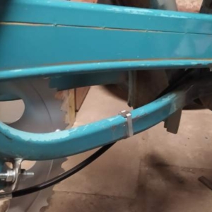 Jawa 50 typ 555 z roku 1959 - Práce na zadní části 195 Jawa 50 typ 555 z roku 1959 - Práce na zadní části 195