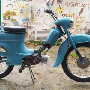 Jawa 50 typ 555 z roku 1959 - Skládání předku motocyklu 180 Jawa 50 typ 555 z roku 1959 - Skládání předku motocyklu 180