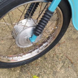 Jawa 50 typ 555 z roku 1959 - Skládání předku motocyklu 184 Jawa 50 typ 555 z roku 1959 - Skládání předku motocyklu 184