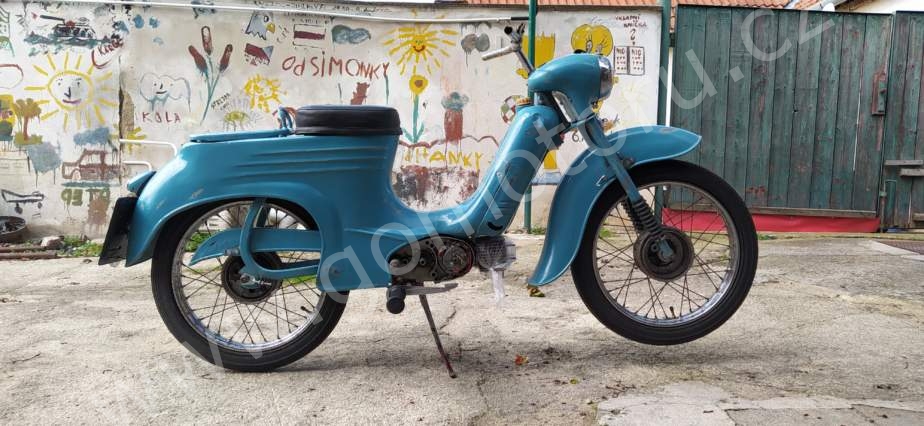 Jawa 50 typ 555 z roku 1959 – Vrácení původní barvy 46 Jawa 50 typ 555 z roku 1959 – Vrácení původní barvy 46