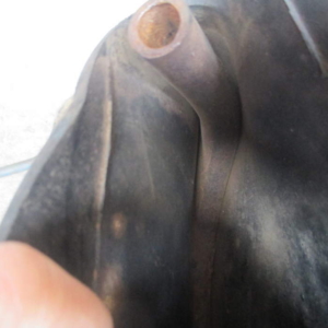 ČZ 150 C z roku 1951 - Výměna gumového potahu sedla 72 ČZ 150 C z roku 1951 - Výměna gumového potahu sedla 72