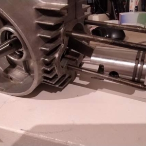 Jawa 50 typ 555 z roku 1959 – GO motoru - skládání 270 Jawa 50 typ 555 z roku 1959 – GO motoru - skládání 270