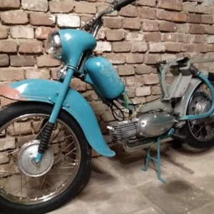 Jawa 50 typ 555 z roku 1959 – Kříž, stojan a výfuk 284 Jawa 50 typ 555 z roku 1959 – Kříž, stojan a výfuk 284