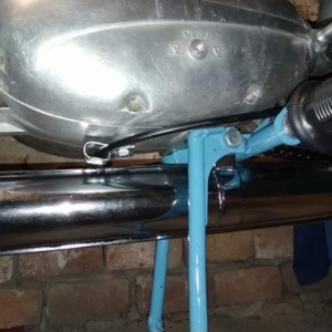 Jawa 50 typ 555 z roku 1959 – Kříž, stojan a výfuk 286 Jawa 50 typ 555 z roku 1959 – Kříž, stojan a výfuk 286