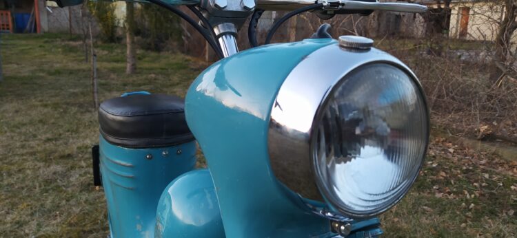 Jawa 50 typ 555 z roku 1959 – Po restaurování 40