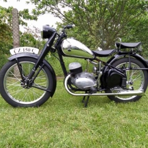 ČZ 150 C z roku 1951 – Oprášena po dvou letech 193 ČZ 150 C z roku 1951 – Oprášena po dvou letech 193