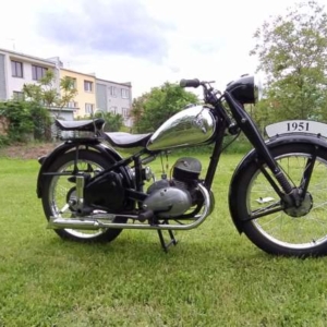 ČZ 150 C z roku 1951 – Oprášena po dvou letech 196 ČZ 150 C z roku 1951 – Oprášena po dvou letech 196