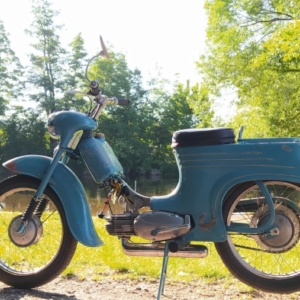 Jawa 50 typ 555 z roku 1959 - Záběh motoru 31 Jawa 50 typ 555 z roku 1959 - Záběh motoru 31