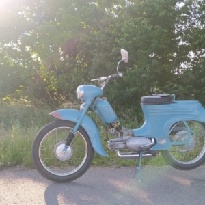 Jawa 50 typ 555 z roku 1959 - Záběh motoru 35 Jawa 50 typ 555 z roku 1959 - Záběh motoru 35