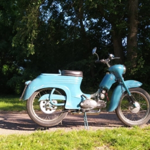 Jawa 50 typ 555 z roku 1959 - Záběh motoru 23 Jawa 50 typ 555 z roku 1959 - Záběh motoru 23