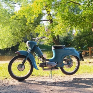 Jawa 50 typ 555 z roku 1959 - Záběh motoru 28 Jawa 50 typ 555 z roku 1959 - Záběh motoru 28