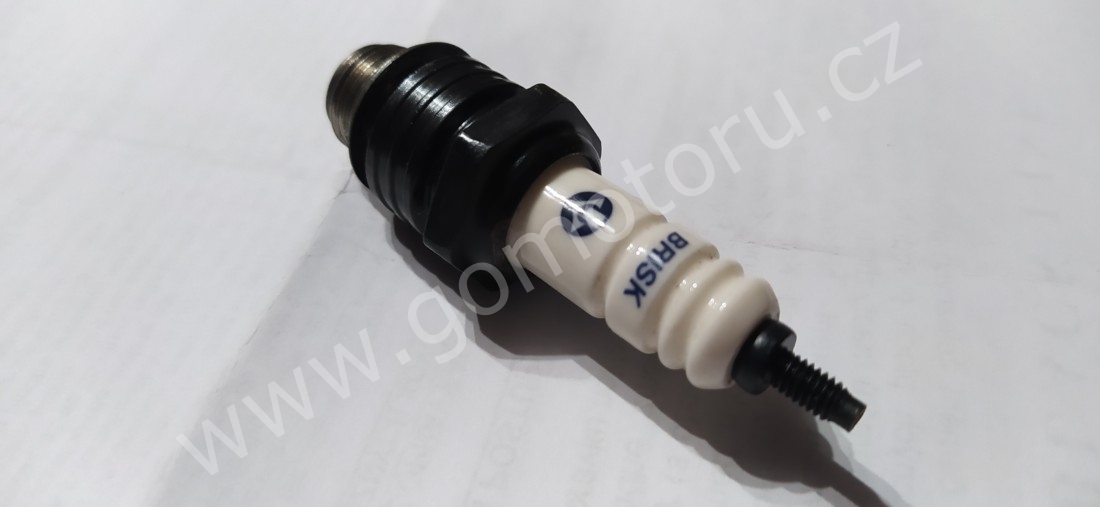 ČZ 150 C z roku 1951 - Imitace PAL svíčky 223 ČZ 150 C z roku 1951 - Imitace PAL svíčky 223