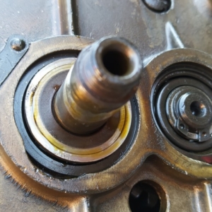 ČZ 150 C z roku 1951 - Rozebírání motoru 22 ČZ 150 C z roku 1951 - Rozebírání motoru 22