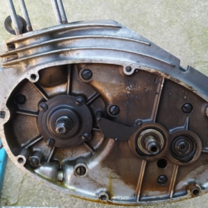 ČZ 150 C z roku 1951 - Rozebírání motoru 25 ČZ 150 C z roku 1951 - Rozebírání motoru 25