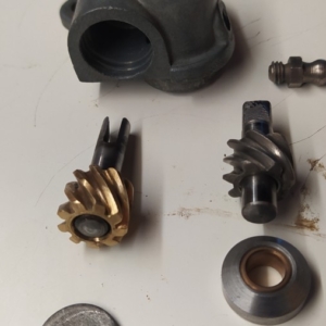 ČZ 150 C z roku 1951 - Převodník náhonu tachometru 6 ČZ 150 C z roku 1951 - Převodník náhonu tachometru 6