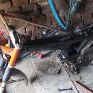 Puch Monza 4S z roku 1977 - Rozebírání rámu 117 Puch Monza 4S z roku 1977 - Rozebírání rámu 117