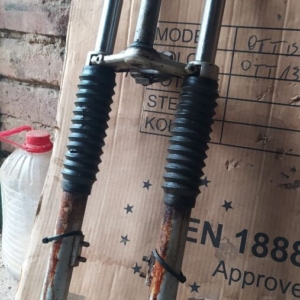 Puch Monza 4S z roku 1977 - Rozebírání rámu 127 Puch Monza 4S z roku 1977 - Rozebírání rámu 127