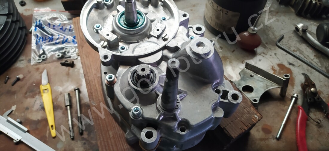 Puch Monza 4S z roku 1977 - Skládání motoru 32 Puch Monza 4S z roku 1977 - Skládání motoru 32