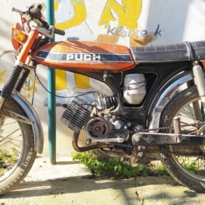 Puch Monza 4S z roku 1977 - Vsazení motoru 104 Puch Monza 4S z roku 1977 - Vsazení motoru 104