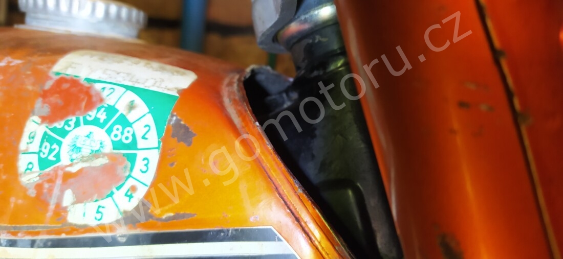 Puch Monza 4S z roku 1977 - Nádrž 205 Puch Monza 4S z roku 1977 - Nádrž 205