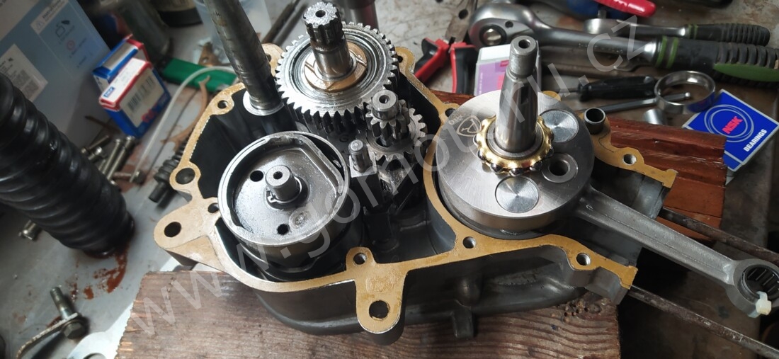 Puch Monza 4S z roku 1977 - Oprava motoru 169 Puch Monza 4S z roku 1977 - Oprava motoru 169