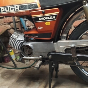 Puch Monza 4S z roku 1977 - Začínám skládat 183 Puch Monza 4S z roku 1977 - Začínám skládat 183