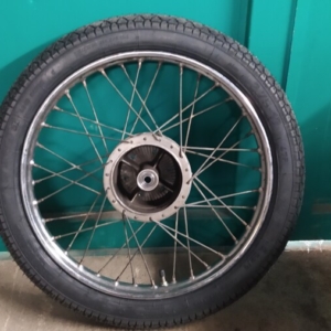 Puch Monza 4S z roku 1977 - Zadní kolo 140 Puch Monza 4S z roku 1977 - Zadní kolo 140