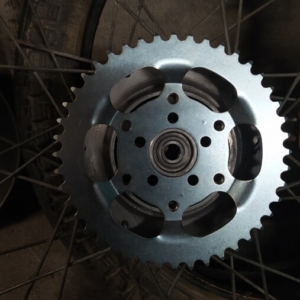 Puch Monza 4S z roku 1977 - Zadní kolo 142 Puch Monza 4S z roku 1977 - Zadní kolo 142