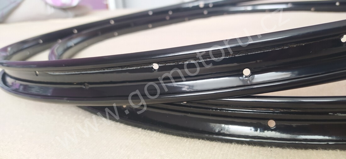 Bicykl ČZ - Ráfky po laku 87 Bicykl ČZ - Ráfky po laku 87